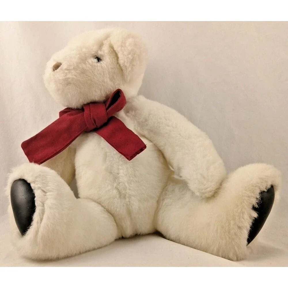 Vintage GUND Collector's Classic White Teddy Bear 1992 Brown Nose & Eyes
